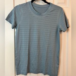 Lululemon “breeze by” short sleeve shirt